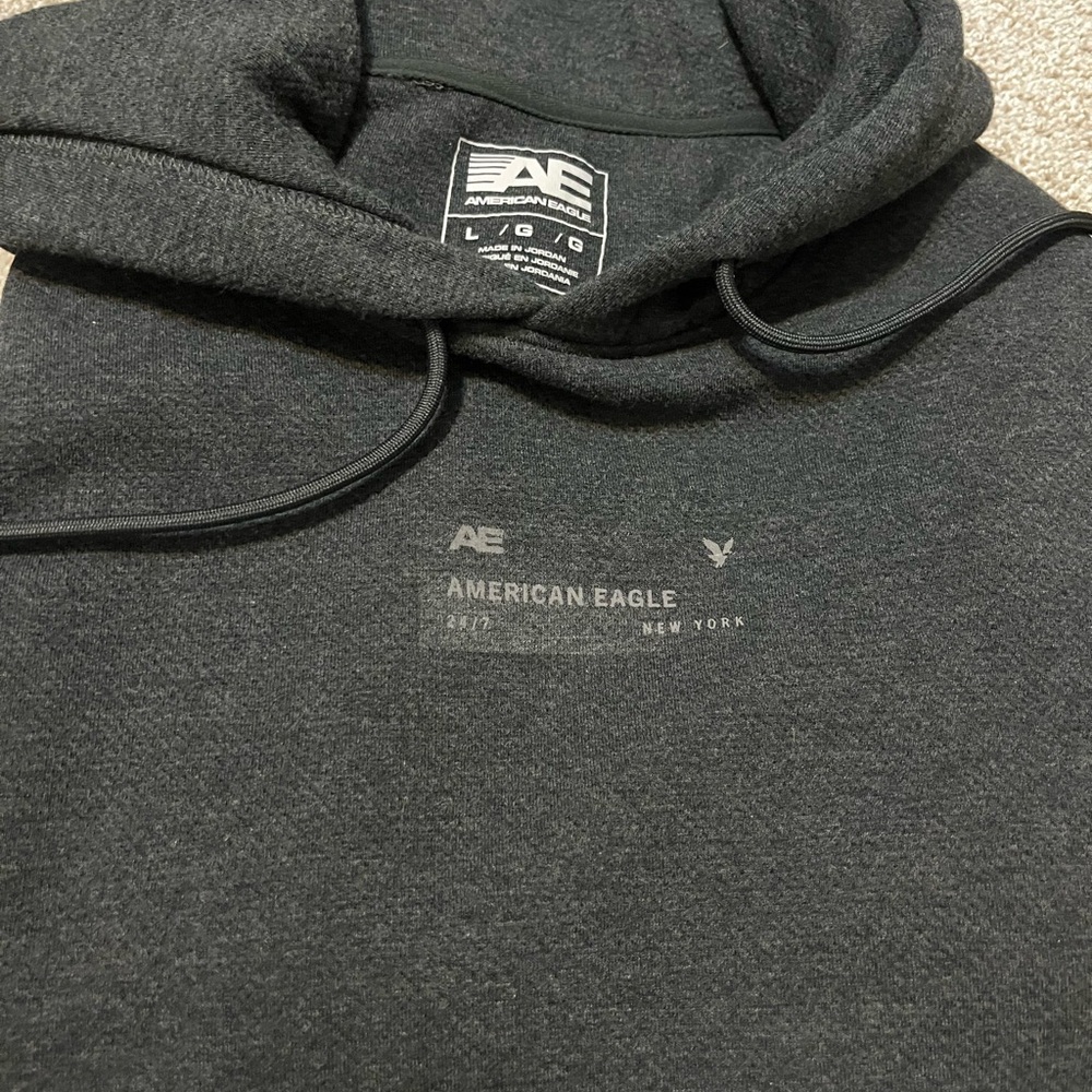 Men’s Lg American Eagle Outfitters Dark Gray Hoodie. NWOT